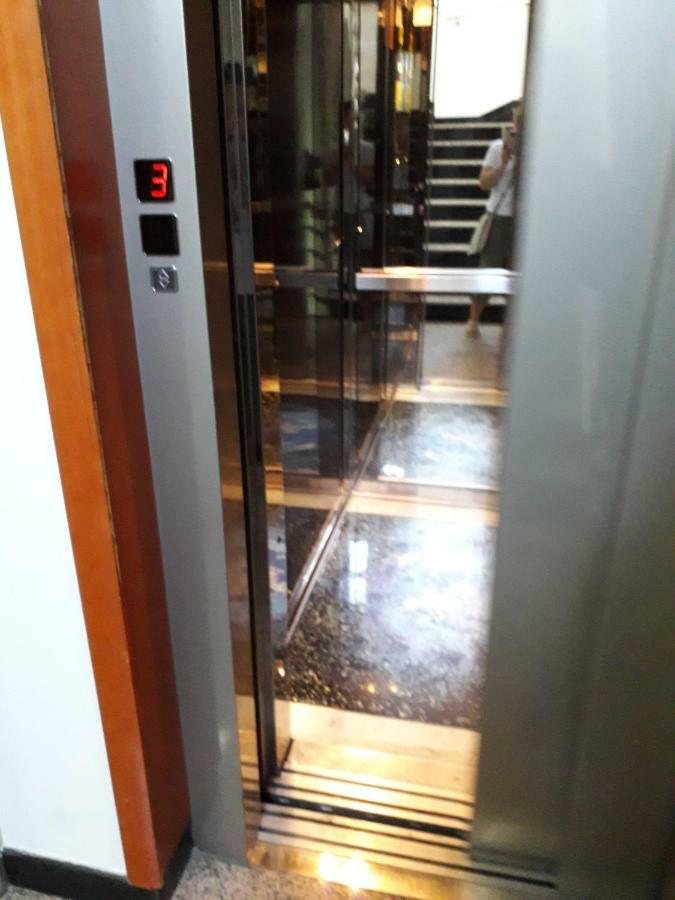 Apartman Dunja Ns 2 โนวีซาด ภายนอก รูปภาพ